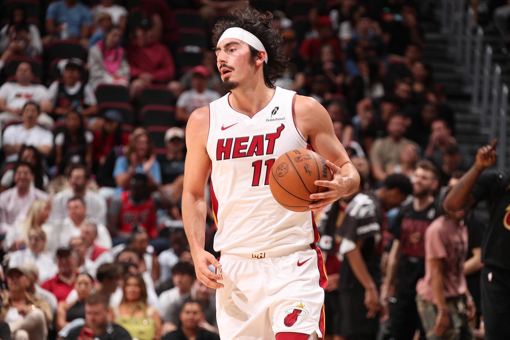 美媒设想三方交易：湖人得维金斯辅佐詹东 八村塁&amp;amp;克内克特赴热火