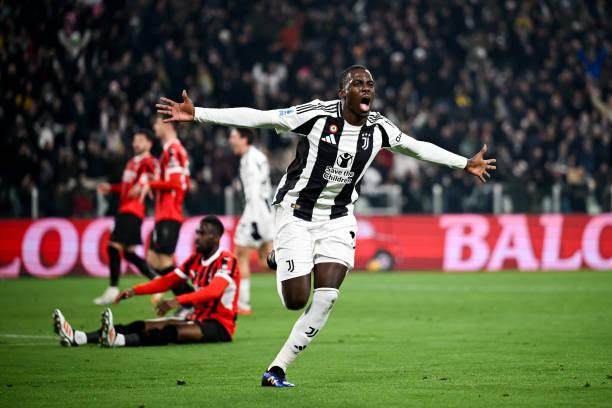 【意甲】姆班古拉维阿进球，尤文图斯2比0AC米兰