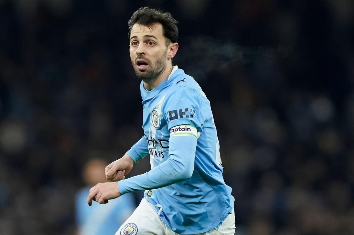 老来俏!曼城功勋中场巨星今夏自由身离队,引得意甲两大豪强疯抢