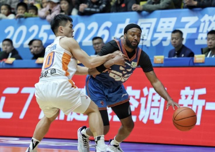 华体会服务平台-重回全华班，CBA外援注册信息：四川取消庞兹和加克的注册