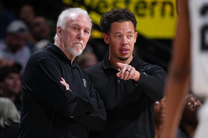 华体会体育官网-NBA总决赛前数据深度分析！尼克斯马刺究竟谁能最终问鼎？