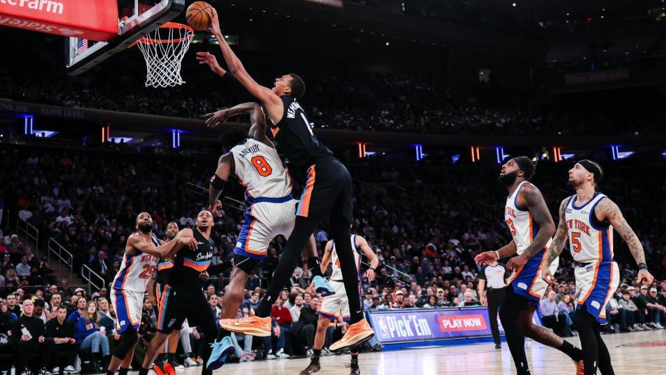 华体会体育官网-NBA总决赛前数据深度分析！尼克斯马刺究竟谁能最终问鼎？